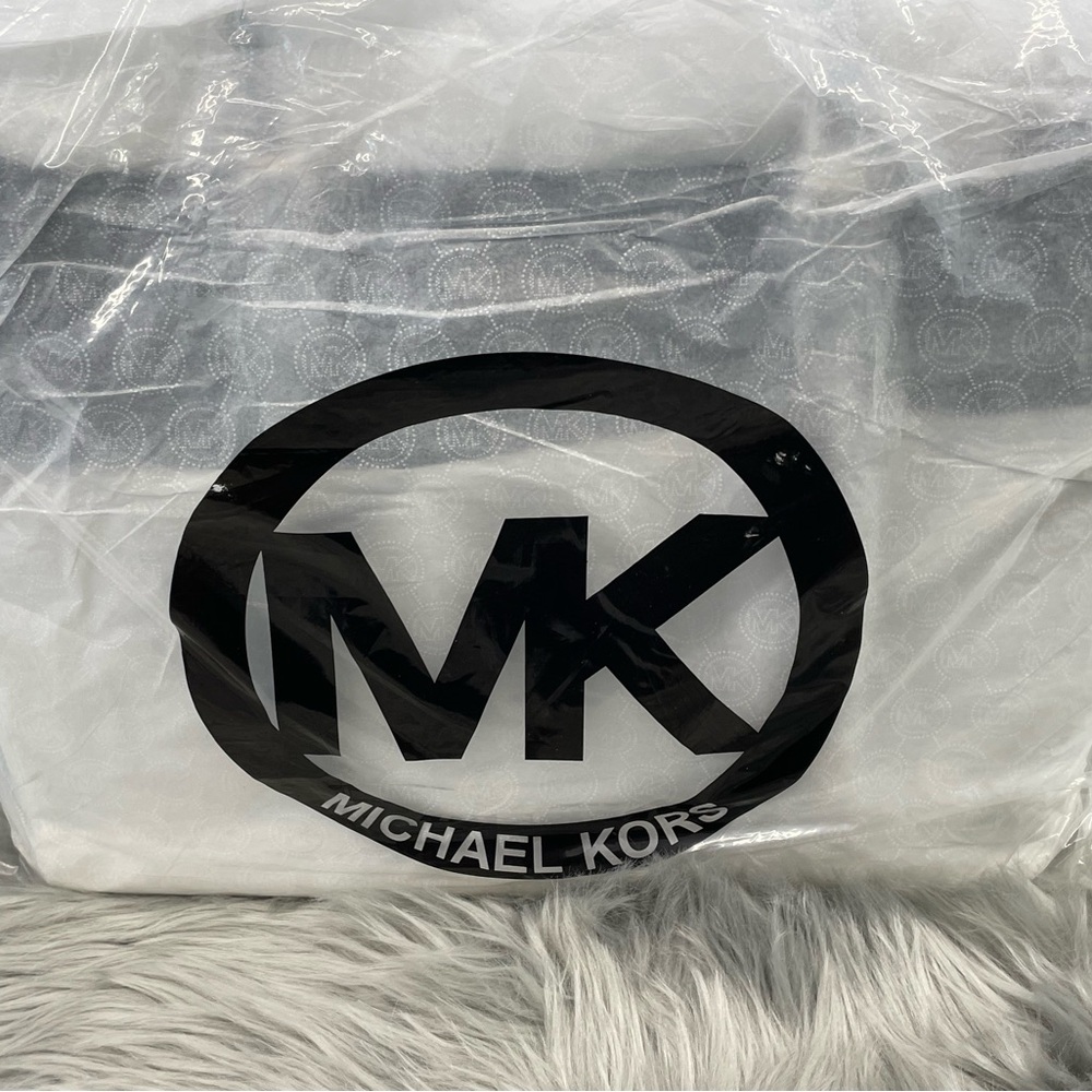 Michael Kors Jet Set Saffiano Travel Tote Bag-NWT - Picture 9 of 9